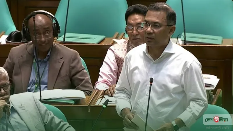 মধ্যপ্রাচ্যে অস্থিরতা: বিকল্প শ্রমবাজার ও লবিস্ট নিয়োগ নিয়ে প্রধানমন্ত্রীর বড় পরিকল্পনা