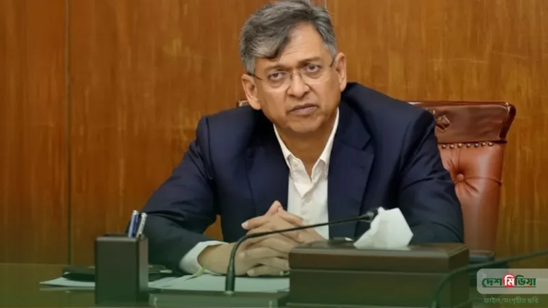 পুলিশে গণতান্ত্রিক সংস্কার ও বড় রদবদলের ইঙ্গিত: সচিবালয়ে কর্মকর্তাদের ‘ডেডলাইন’ দিলেন স্বরাষ্ট্রমন্ত্রী