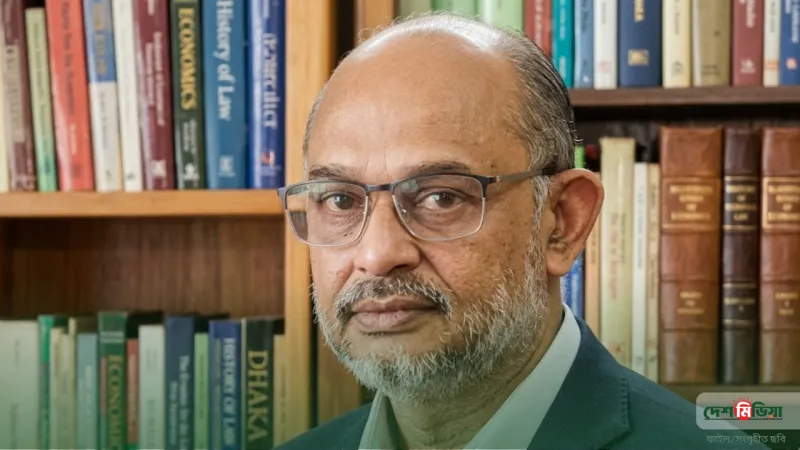 তিন বছরে নতুন দরিদ্র ৯০ লাখ মানুষ; ‘ক্যাশলেস সোসাইটি’ গড়তে বড় দাওয়াই উপদেষ্টা তিতুমীরের