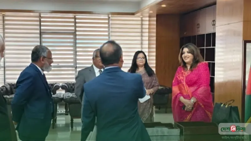 ‘মেরুদণ্ড সোজা রেখে’ কূটনীতিতে বড় পরিবর্তনের বার্তা শামা ওবায়েদের; নজরে ‘বাংলাদেশ ফার্স্ট’ নীতি