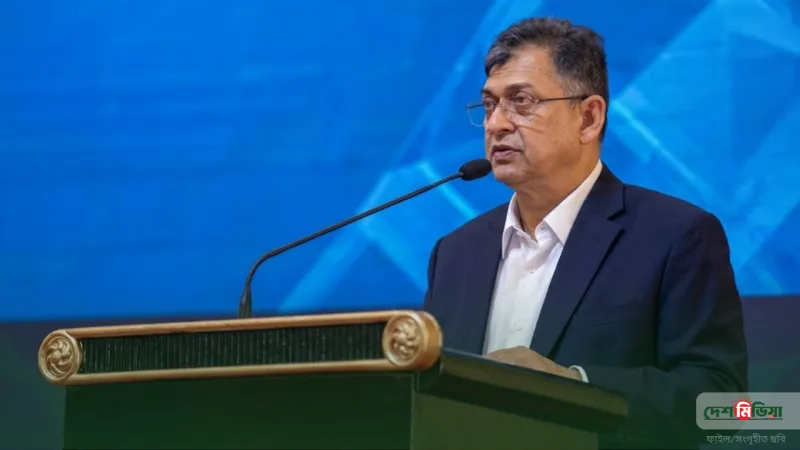 ১. পুলিশে আসছে বড় পরিবর্তন: ওভারটাইম ভাতা ও অবসরে সম্মানসূচক পদোন্নতির ঘোষণা স্বরাষ্ট্রমন্ত্রীর