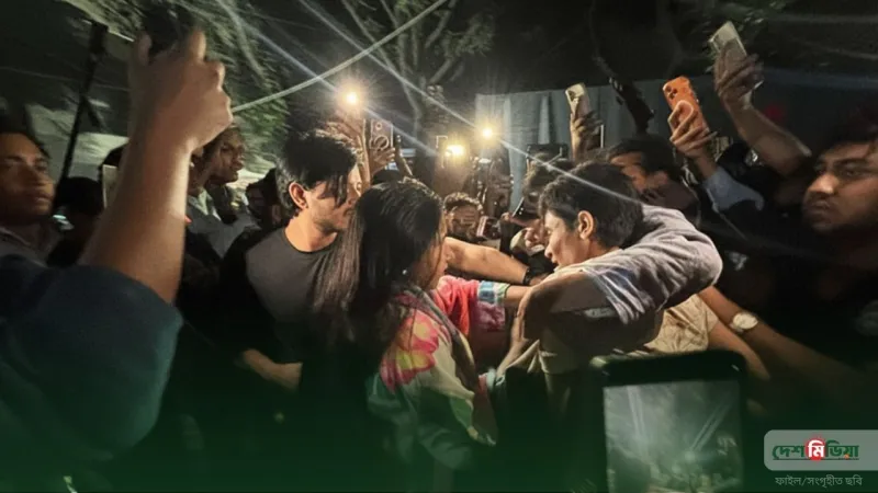 ৭ মার্চের ভাষণ বাজানোকে কেন্দ্র করে উত্তেজনা: ইমিসহ তিন ছাত্রলীগ নেতা সন্ত্রাসবিরোধী আইনে কারাগারে