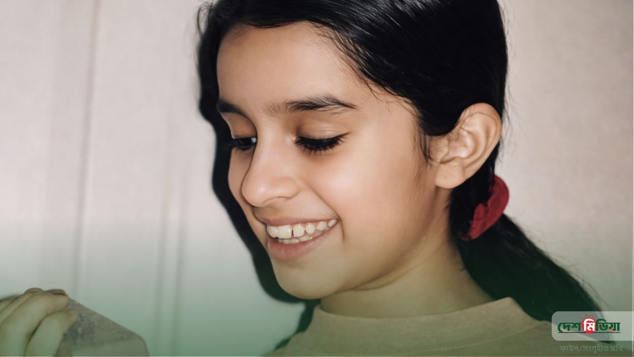 কফি শপে কাজ থেকে ১৭ কোটির পারিশ্রমিক: শ্রদ্ধা কাপুরের রূপকথার মতো উত্থানের নেপথ্যে