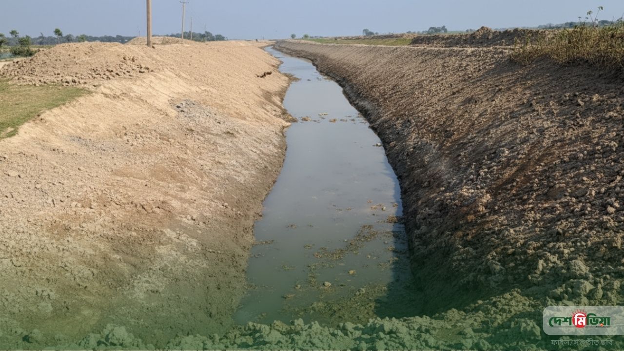 ৩১ কোটি টাকার প্রকল্পে কেন এই ধীরগতি? হাওরাঞ্চলে বাঁধ নির্মাণে বিলম্ব নিয়ে বাড়ছে উদ্বেগ