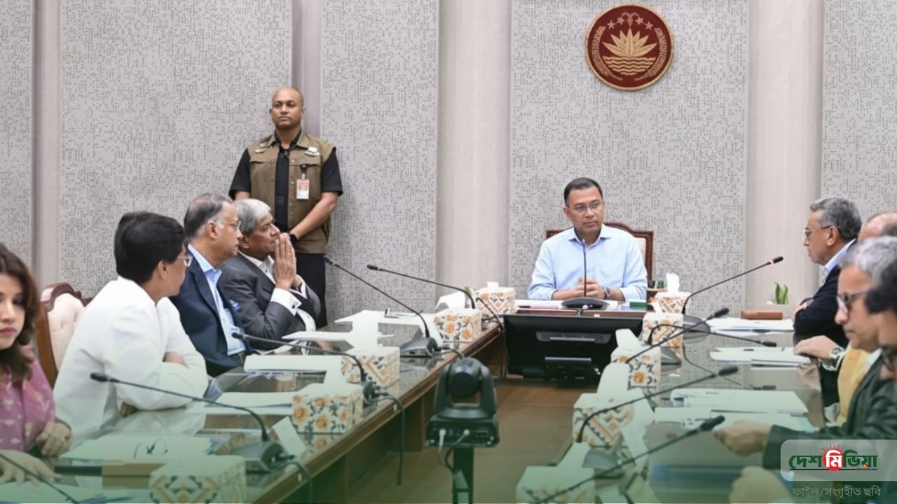 জ্বালানি সংকট মোকাবিলায় প্রধানমন্ত্রীর বিশেষ বৈঠক