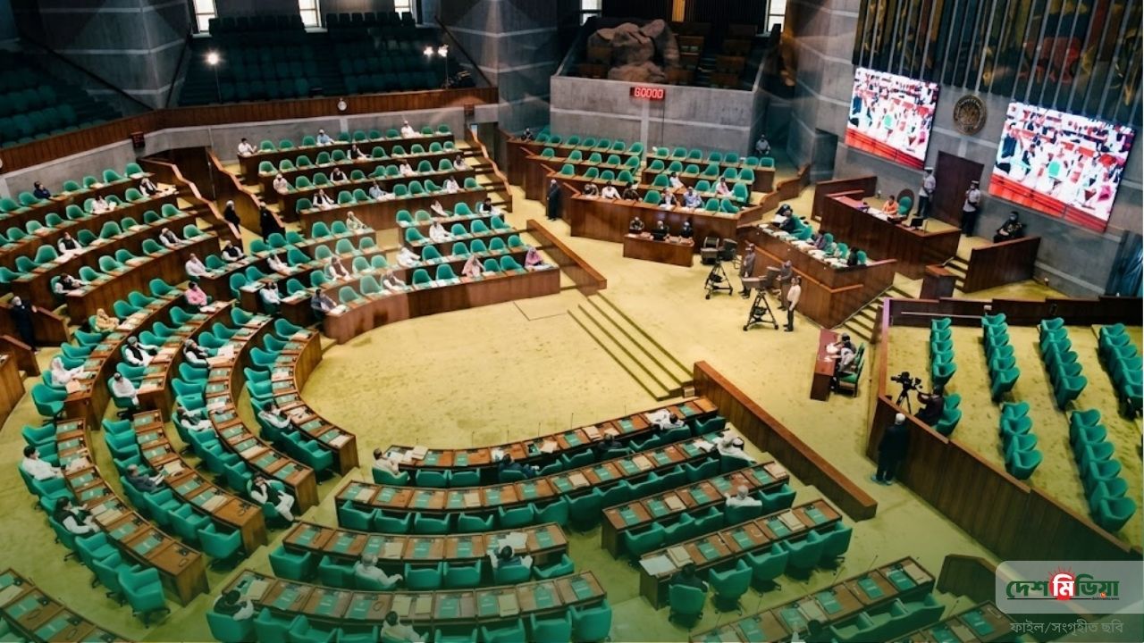 তামাক নিয়ন্ত্রণসহ সংসদে ৮ বিল পাস: গুমের বিচারে যুক্ত হলো ঐতিহাসিক আইনি রক্ষাকবচ