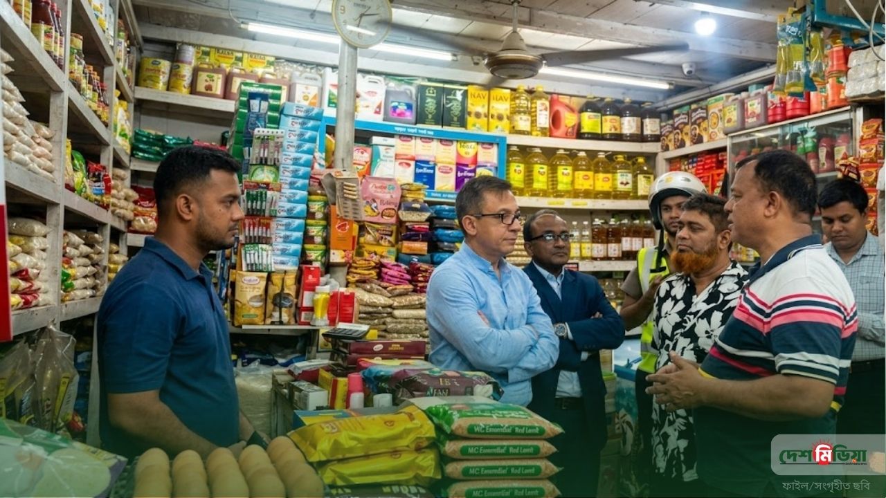 সয়াবিন তেলের সংকট ও ডিলারদের কারসাজি: সরেজমিনে তদন্তে বাণিজ্যমন্ত্রী খন্দকার আব্দুল মুক্তাদির