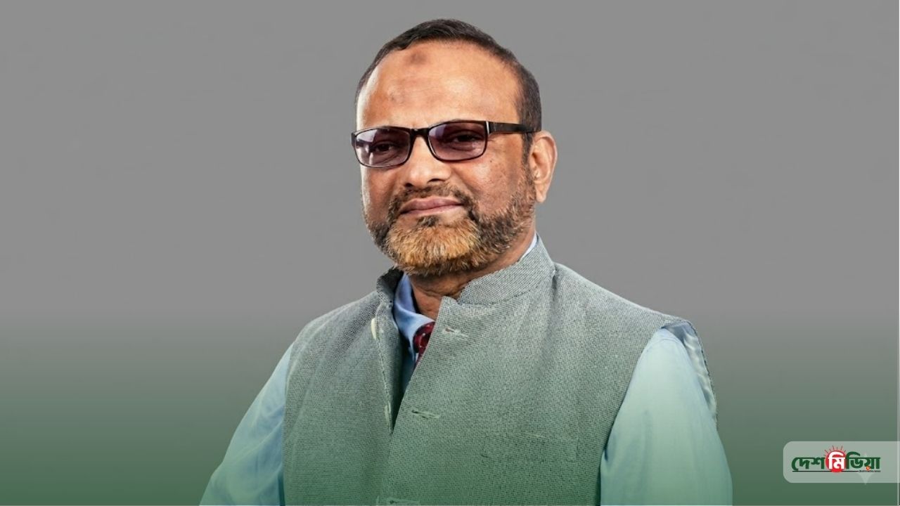 ঢাবির পাঠ চুকিয়ে গ্রামীণ বিশ্ববিদ্যালয়ে নিয়াজ আহমদ খান: নতুন মিশনে সাবেক উপাচার্য