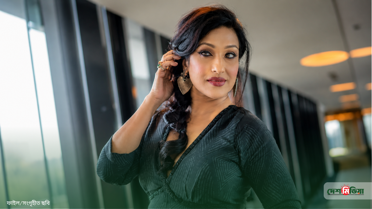 বারবার কেন চুলে হাত দেন ঋতুপর্ণা? রহস্য ফাঁস করলেন খোদ অভিনেত্রী!